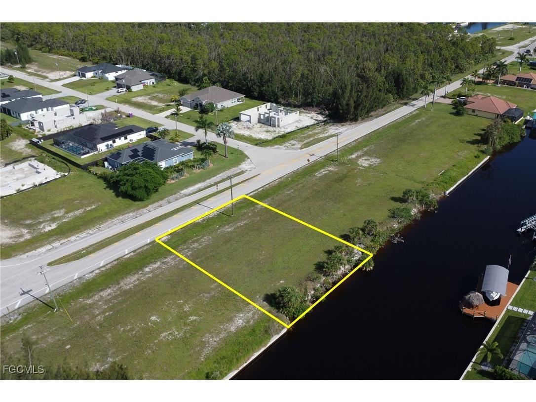 2205 Old Burnt Store Road N Cape Coral FL 33993 2025003046 image1