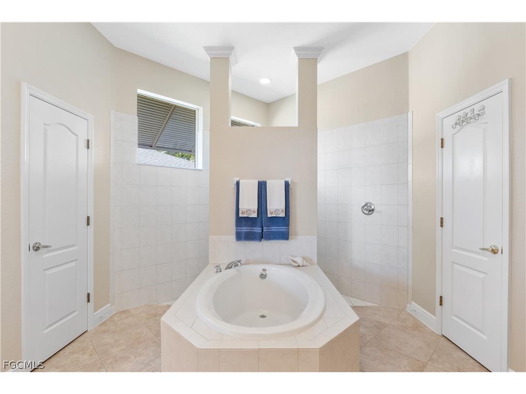 2205 SE 16th Street Cape Coral FL 33990 2026007025 image15