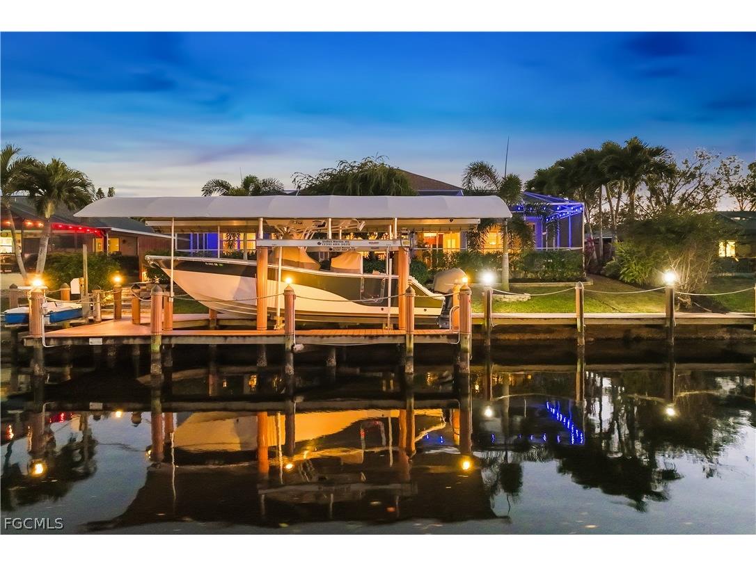 2205 SE 16th Street Cape Coral FL 33990 2026007025 image2