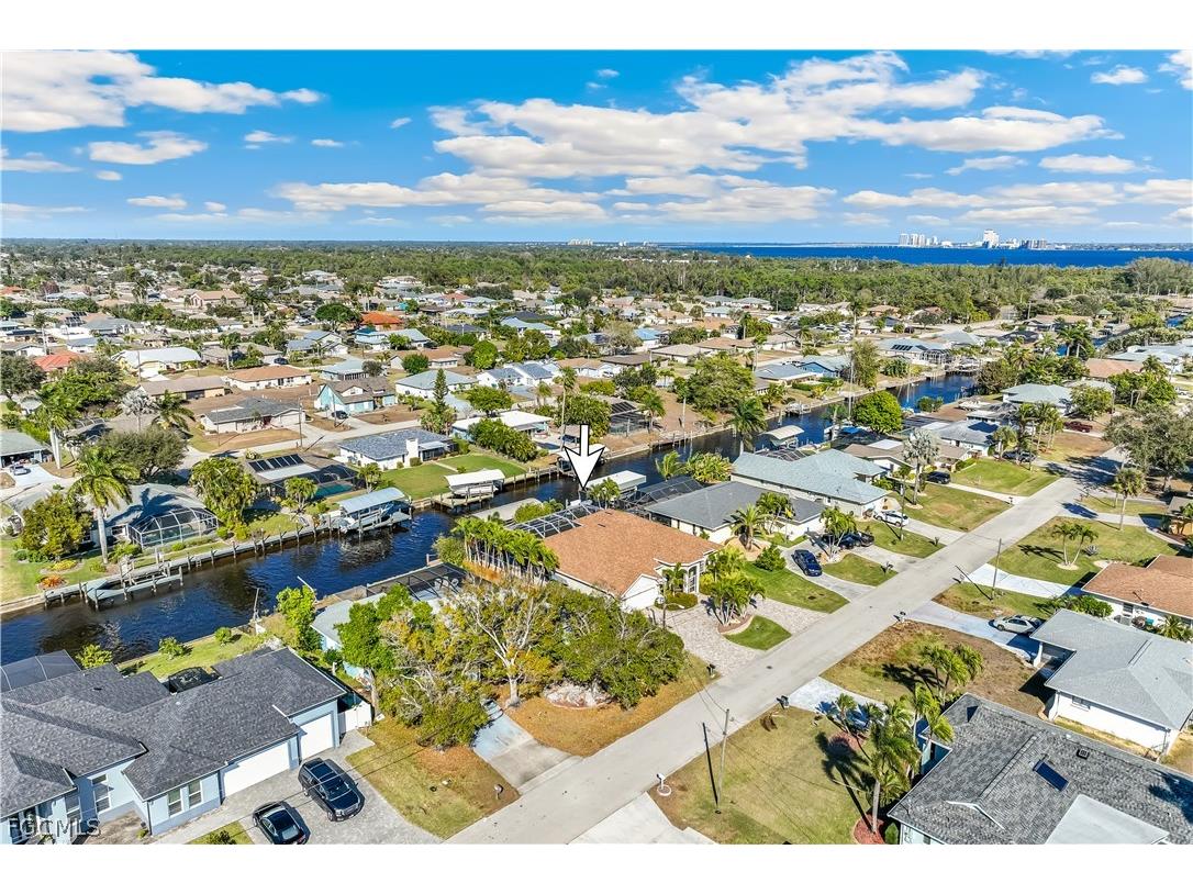 2205 SE 16th Street Cape Coral FL 33990 2026007025 image35