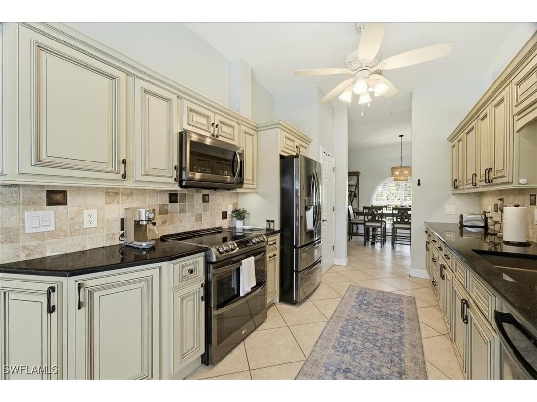 2206 Beach Parkway W Cape Coral FL 33914 225081607 image13