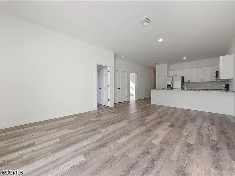 2206 Leda Avenue S Lehigh Acres FL 33973 2026022744 image3