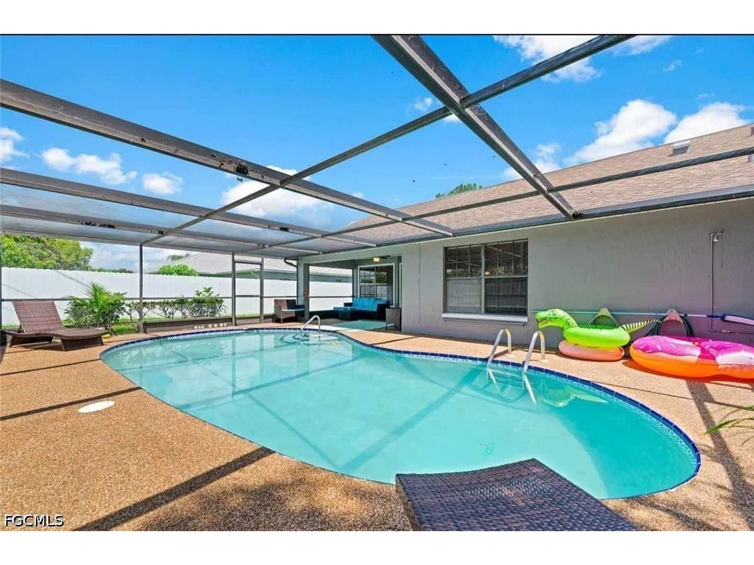 2206 SE 4th Street Cape Coral FL 33990 2026018543 image14