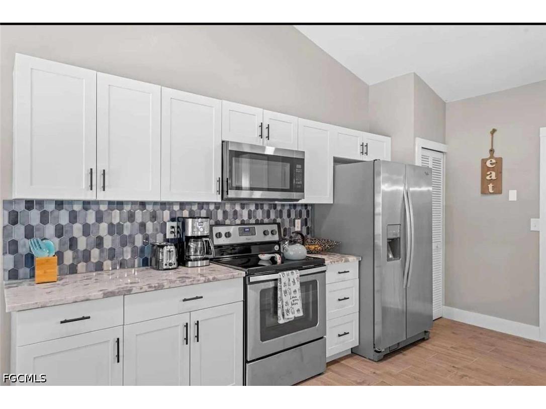 2206 SE 4th Street Cape Coral FL 33990 2026018543 image2