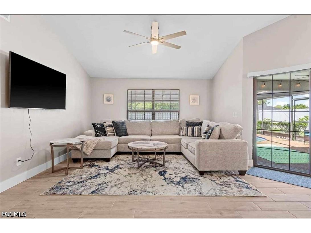 2206 SE 4th Street Cape Coral FL 33990 2026018543 image3