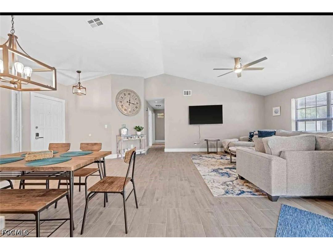 2206 SE 4th Street Cape Coral FL 33990 2026018543 image5