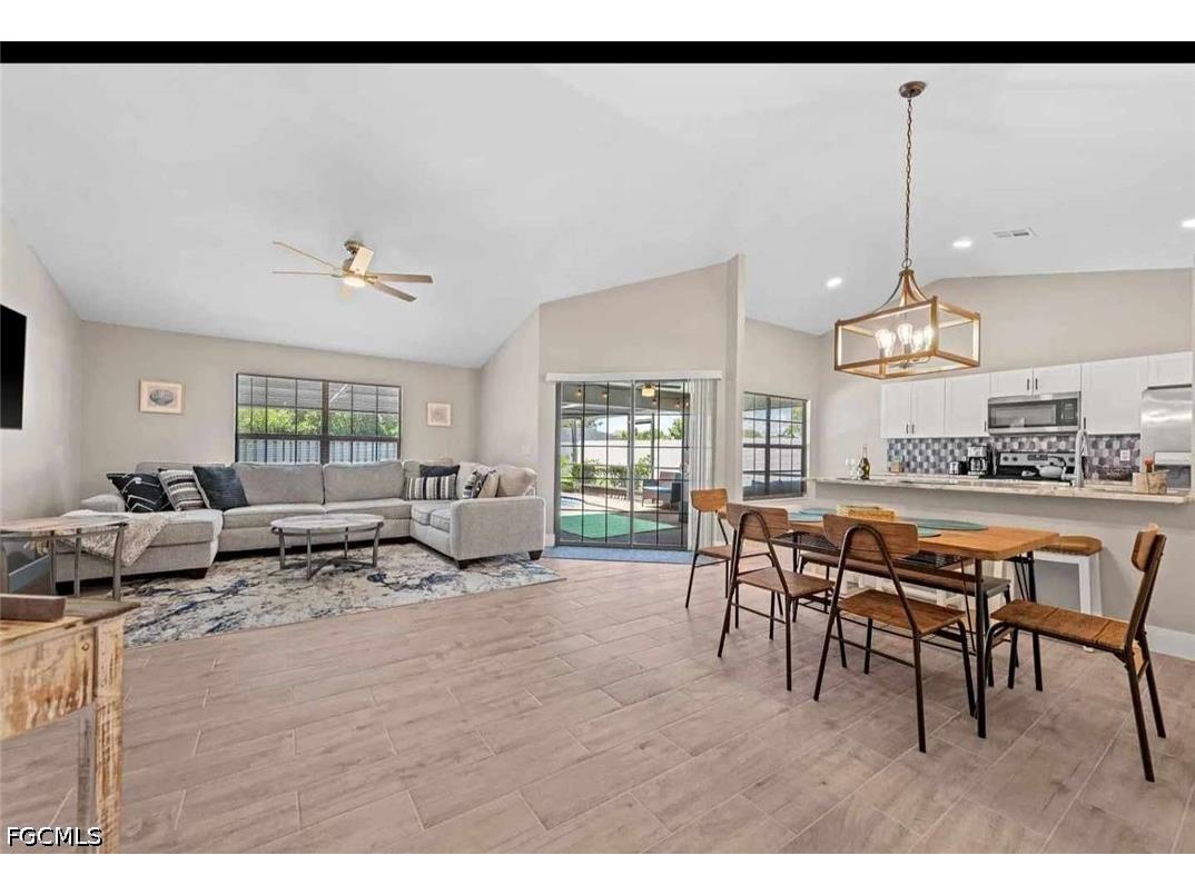 2206 SE 4th Street Cape Coral FL 33990 2026018543 image6