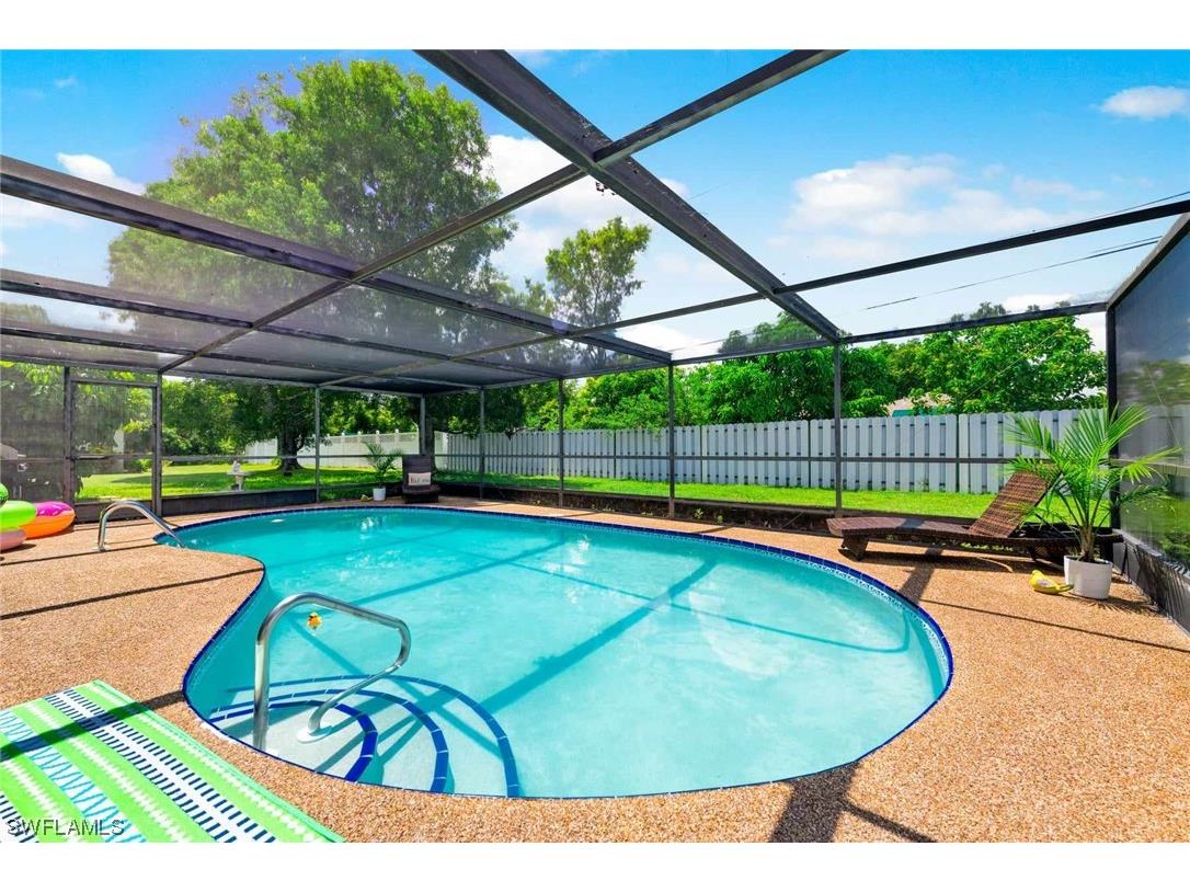 2206 SE 4th Street Cape Coral FL 33990 223073785 image1
