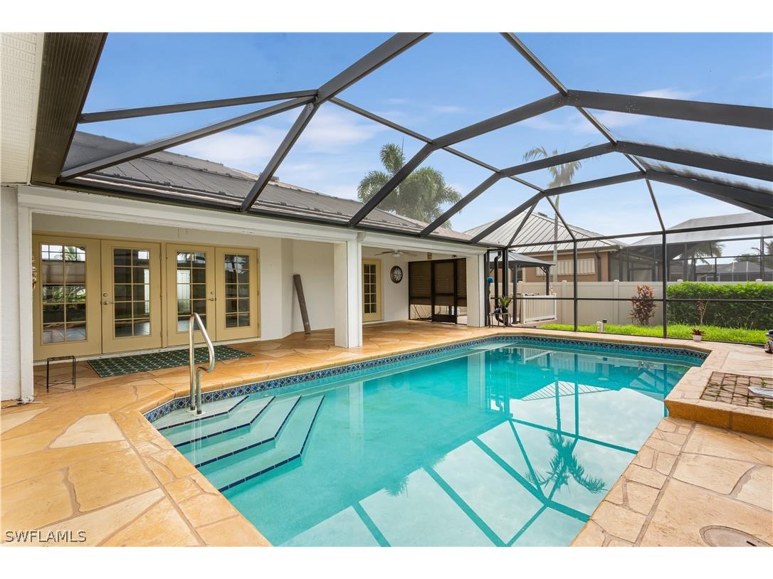 2206 SW 28th Terrace Cape Coral FL 33914 224049161 image1