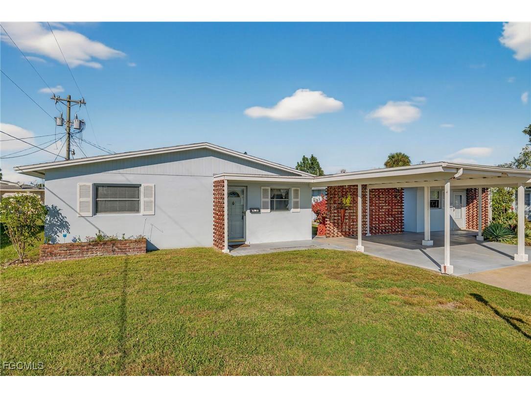 2207 Croton Court Lehigh Acres FL 33936 2025020534 image2