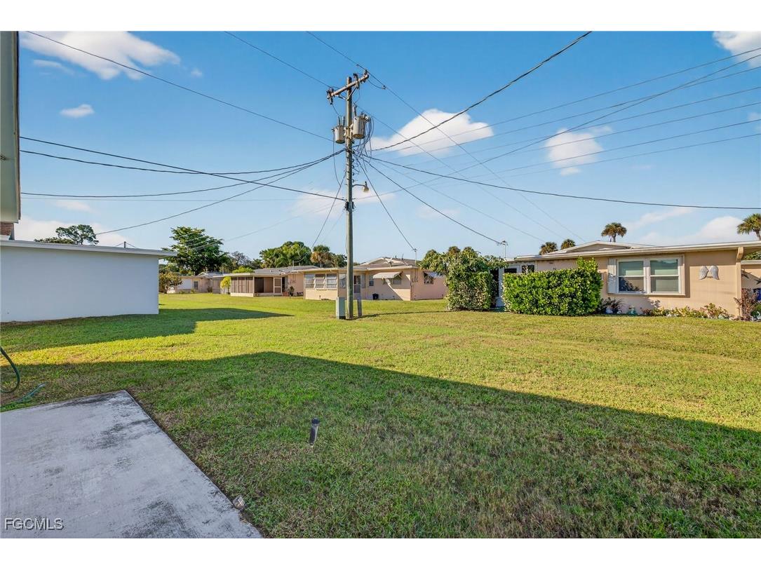 2207 Croton Court Lehigh Acres FL 33936 2025020534 image22