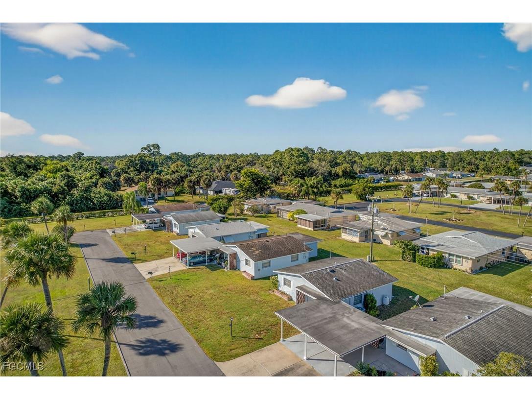 2207 Croton Court Lehigh Acres FL 33936 2025020534 image25