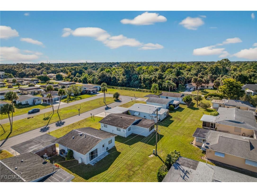 2207 Croton Court Lehigh Acres FL 33936 2025020534 image29