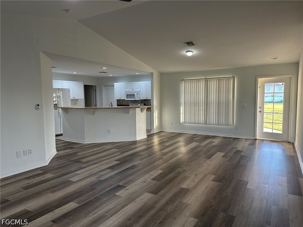 2207 NE 15th Lane Cape Coral FL 33909 2026029342 image10