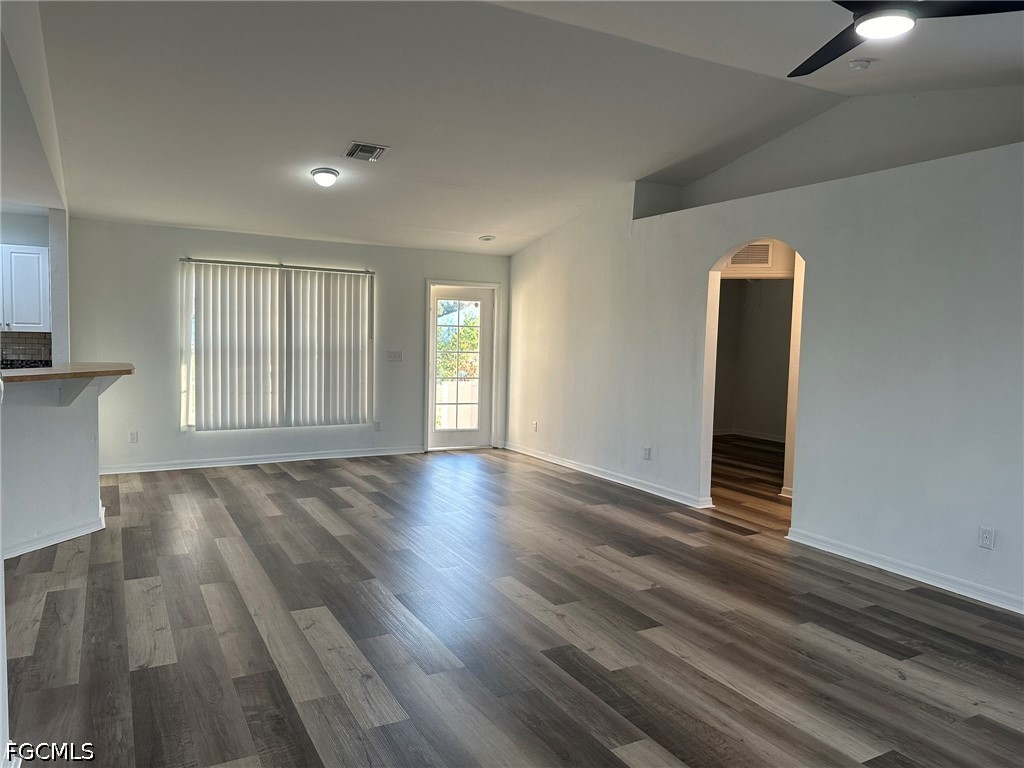 2207 NE 15th Lane Cape Coral FL 33909 2026029342 image12