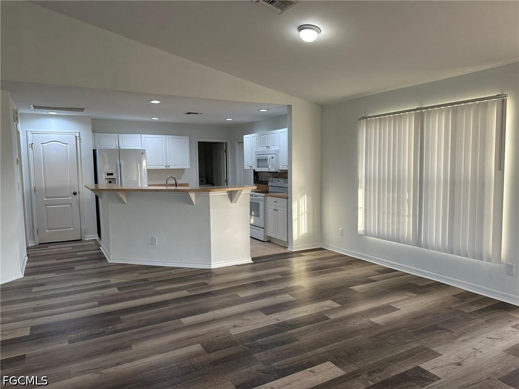 2207 NE 15th Lane Cape Coral FL 33909 2026029342 image13