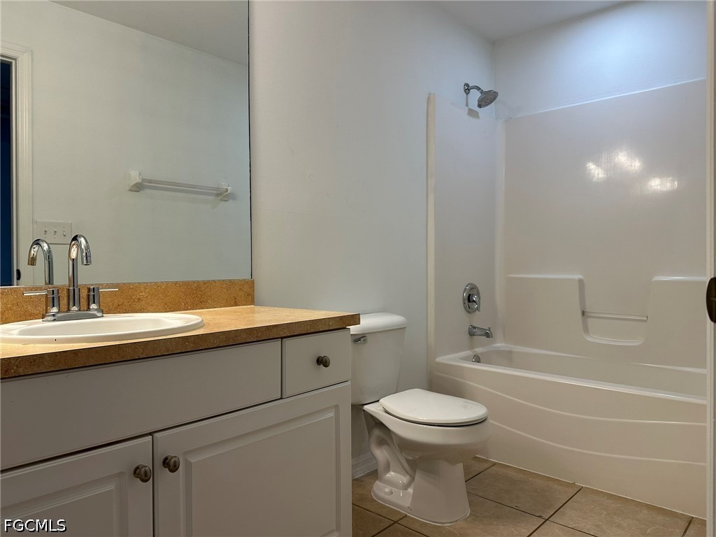 2207 NE 15th Lane Cape Coral FL 33909 2026029342 image21
