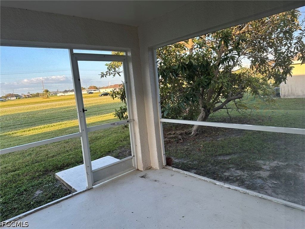 2207 NE 15th Lane Cape Coral FL 33909 2026029342 image28