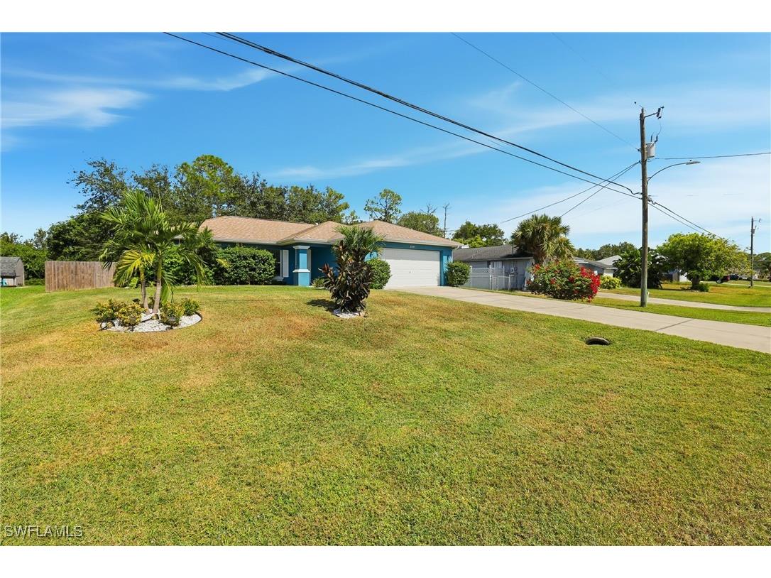 2207 NE 28th Street Cape Coral FL 33909 225076572 image37