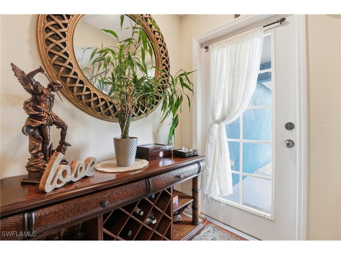 2207 NE 28th Street Cape Coral FL 33909 225076572 image4