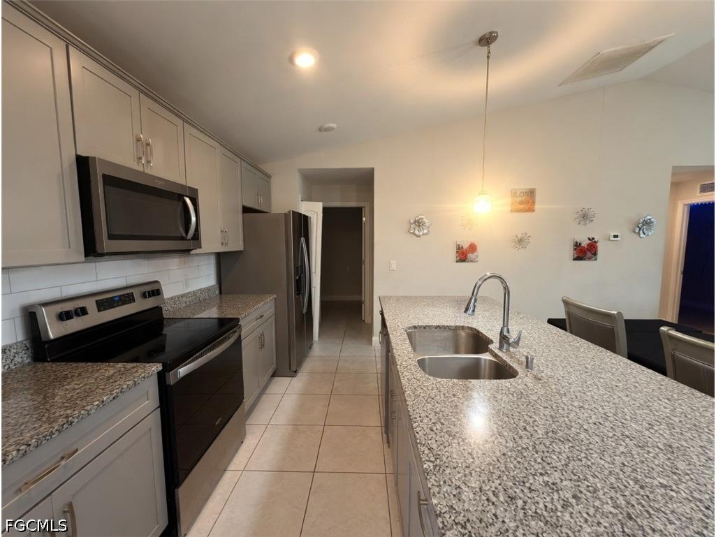 2207 NW 21st Avenue Cape Coral FL 33993 2026022021 image3