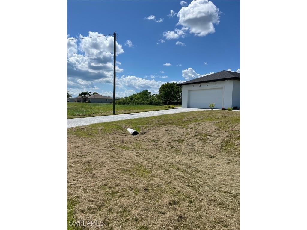 2207 NW 25th Lane Cape Coral FL 33993 225060340 image6