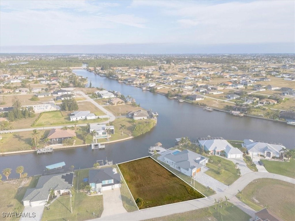 2207 NW 36th Place Cape Coral FL 33993 225005857 image1