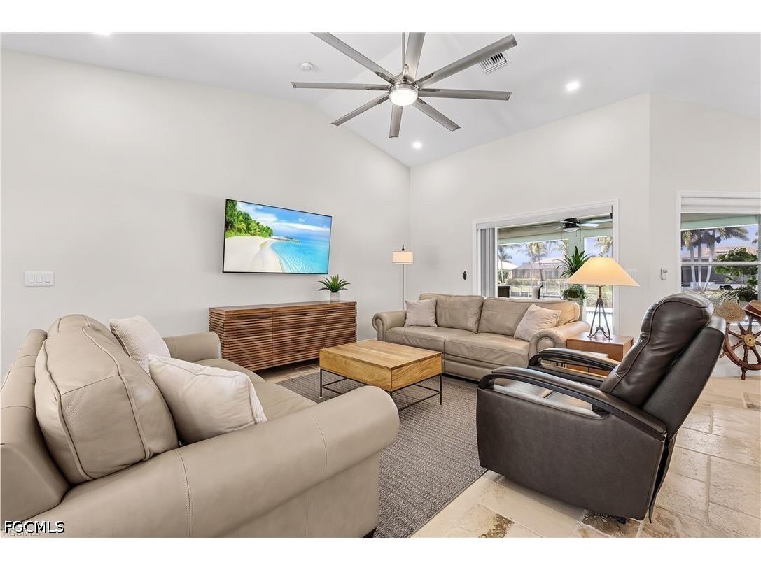 2207 SW 52nd Street Cape Coral FL 33914 2026029056 image8