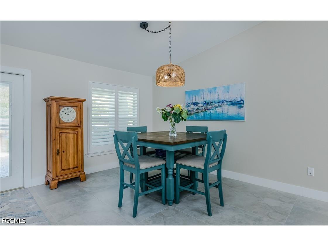 2207 Surfside Boulevard Cape Coral FL 33991 2026020314 image11