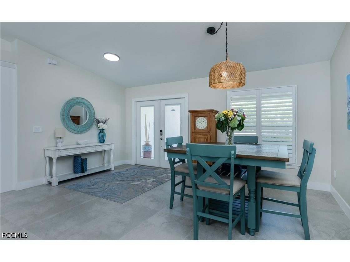 2207 Surfside Boulevard Cape Coral FL 33991 2026020314 image12