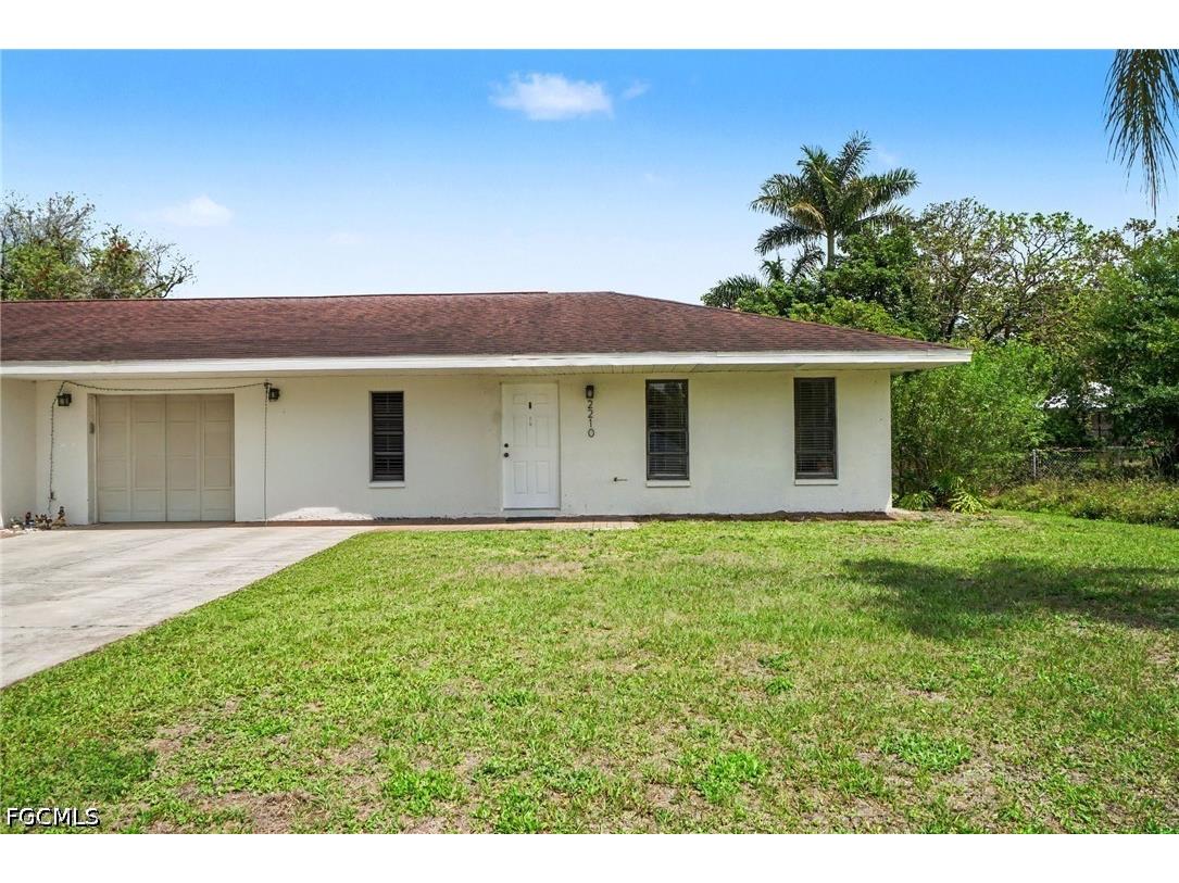 2208/2210 Iris Way Fort Myers FL 33905 2026015825 image21