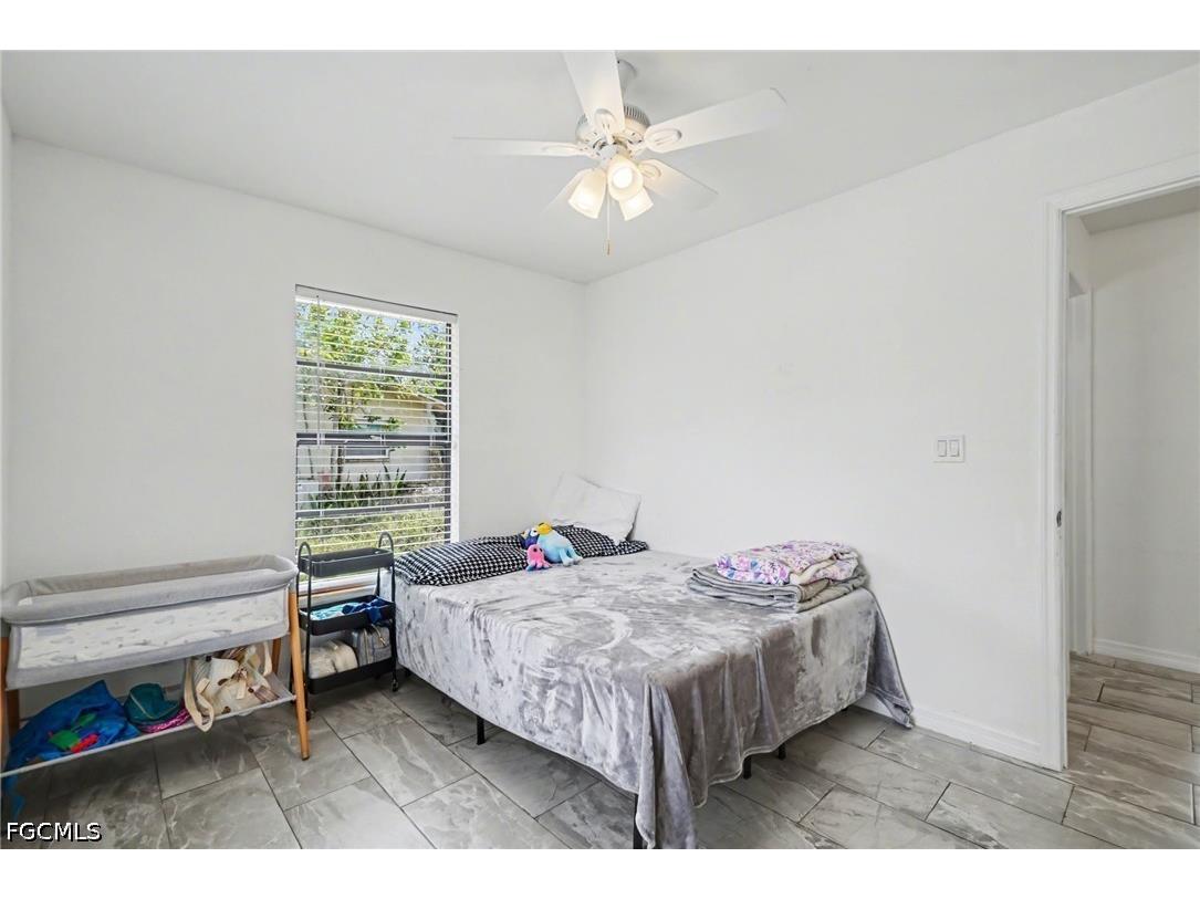 2208/2210 Iris Way Fort Myers FL 33905 2026015825 image31