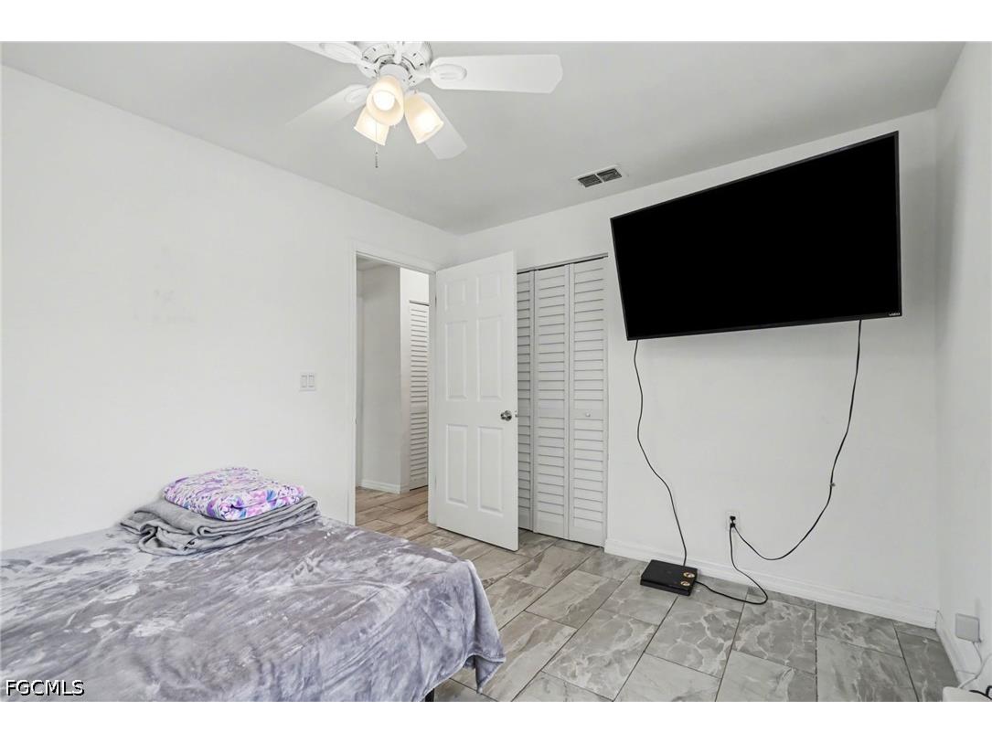 2208/2210 Iris Way Fort Myers FL 33905 2026015825 image32