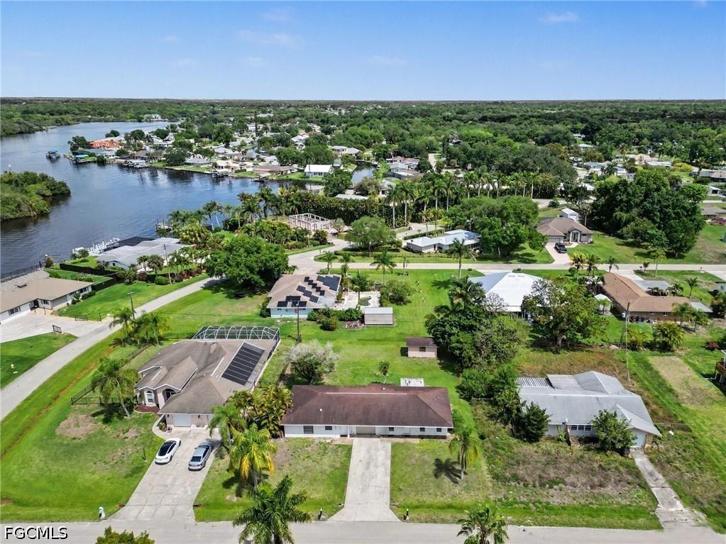 2208/2210 Iris Way Fort Myers FL 33905 2026015825 image44