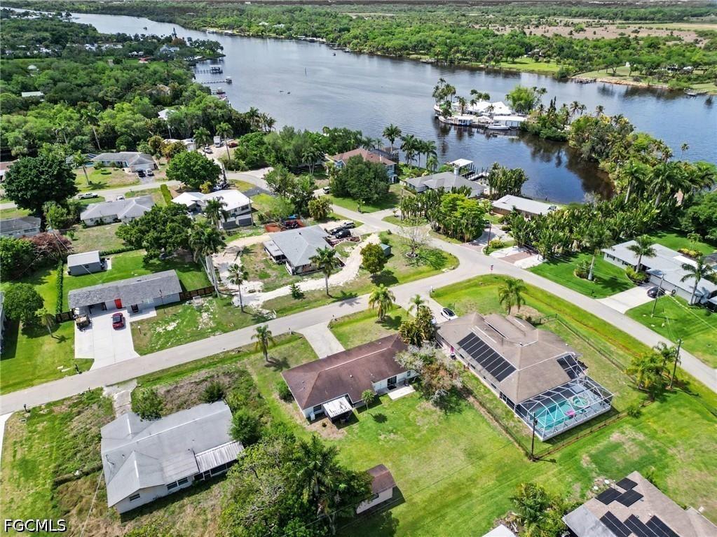 2208/2210 Iris Way Fort Myers FL 33905 2026015825 image45