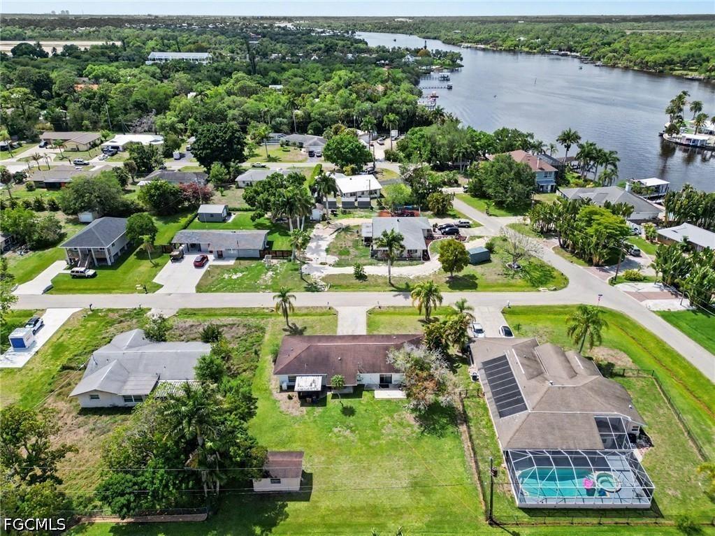 2208/2210 Iris Way Fort Myers FL 33905 2026015825 image46