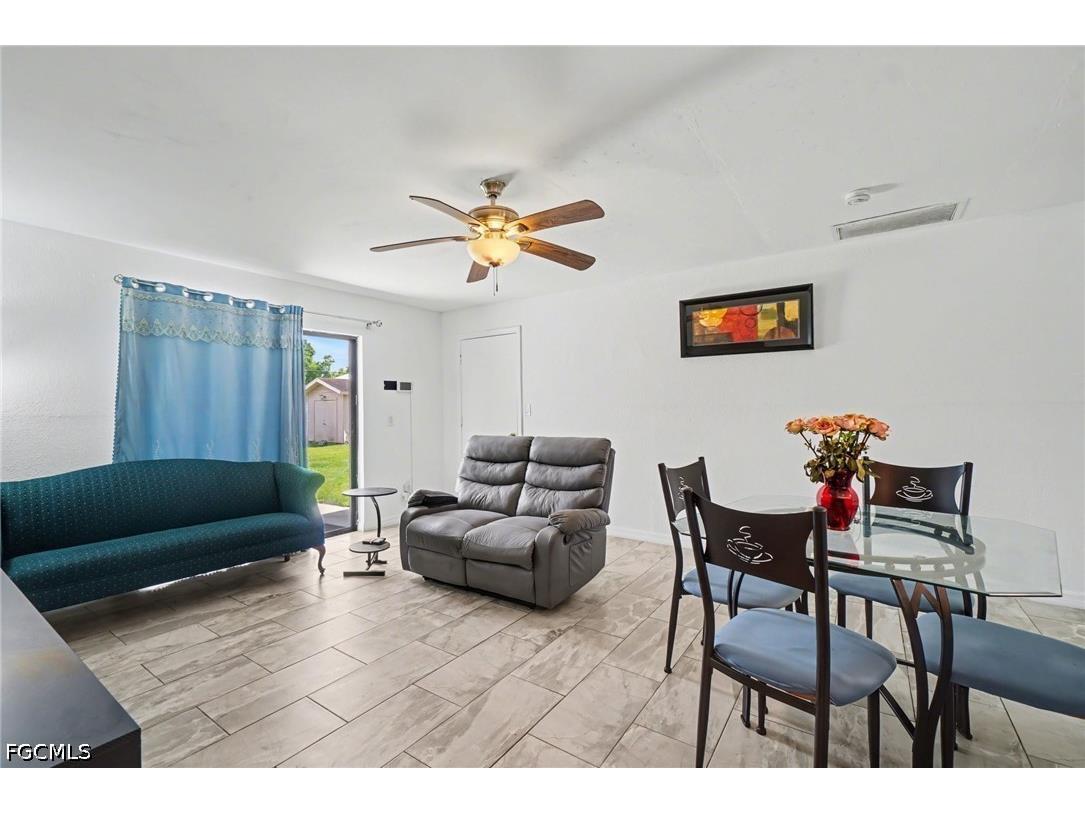 2208/2210 Iris Way Fort Myers FL 33905 2026015825 image6
