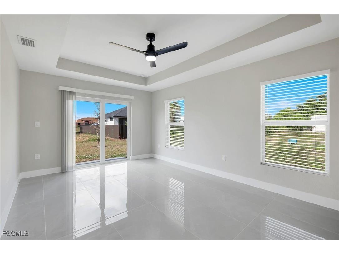 2208 NE 23rd Avenue Cape Coral FL 33909 2025024938 image12