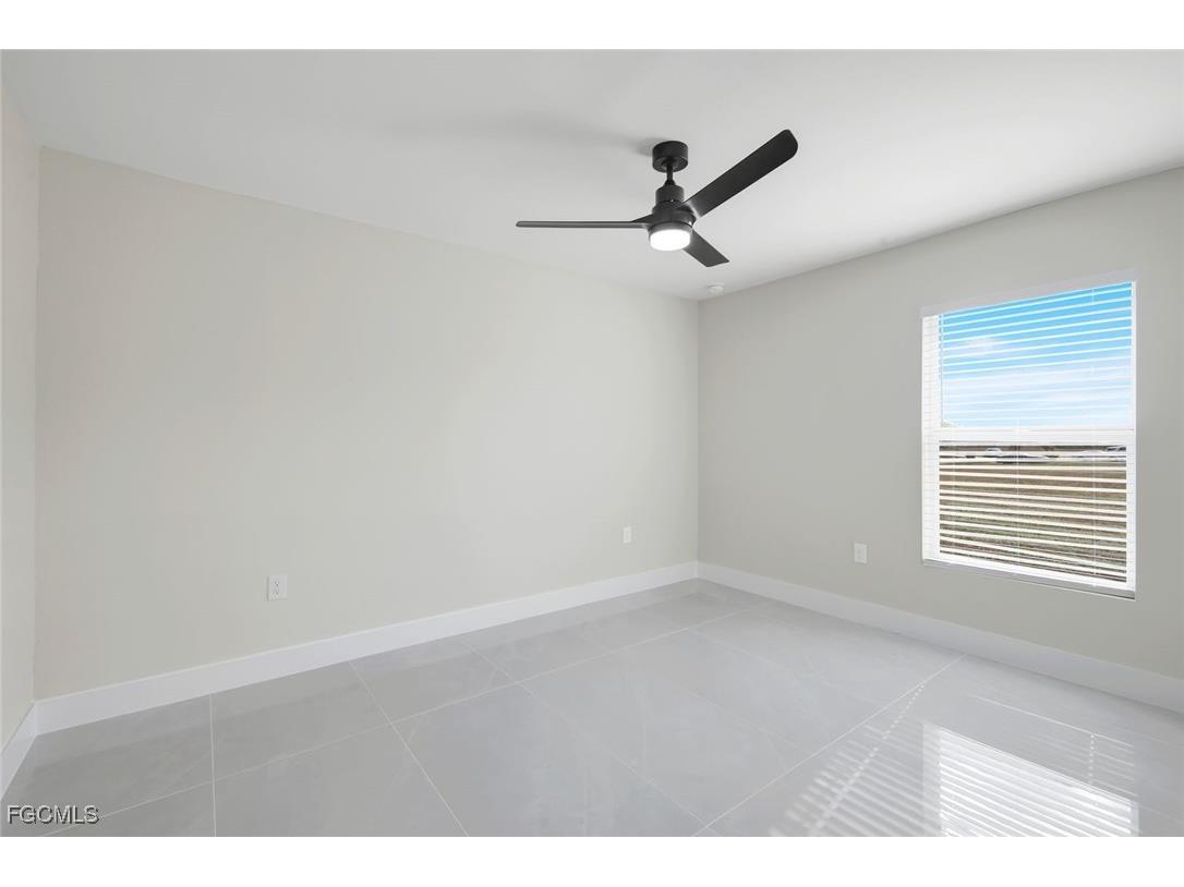 2208 NE 23rd Avenue Cape Coral FL 33909 2025024938 image18