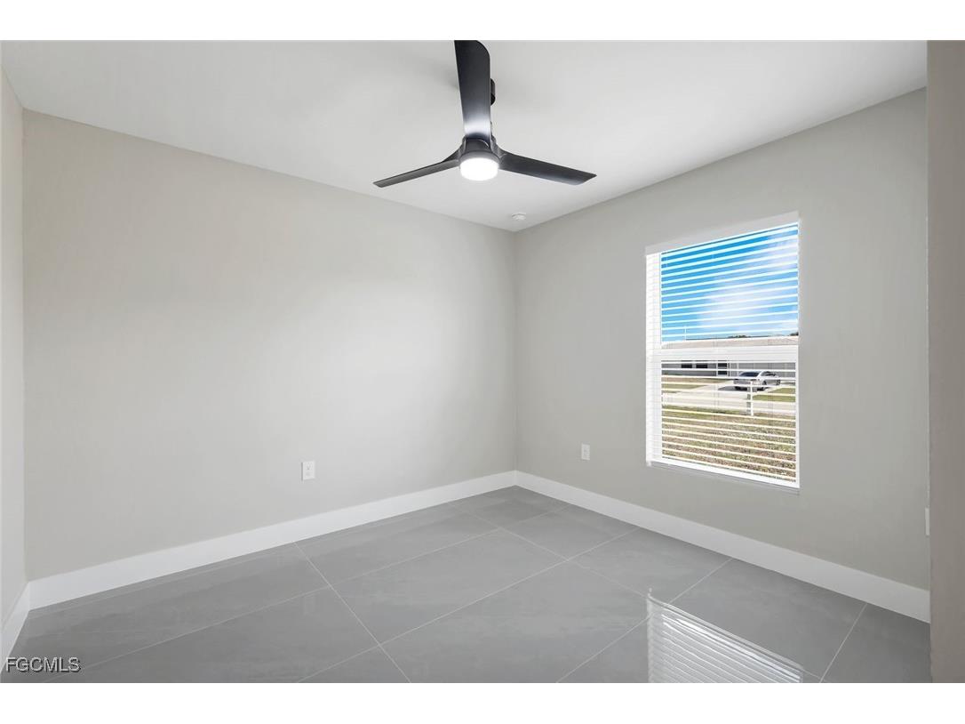 2208 NE 23rd Avenue Cape Coral FL 33909 2025024938 image19