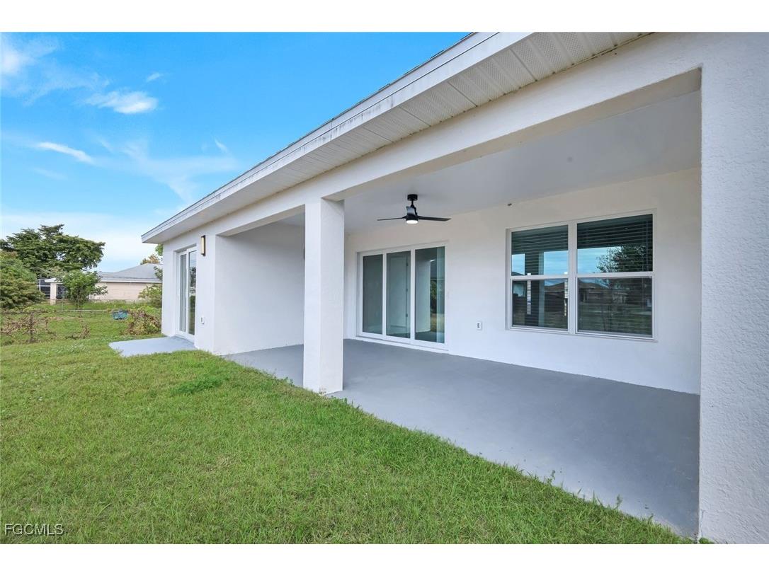 2208 NE 23rd Avenue Cape Coral FL 33909 2025024938 image22