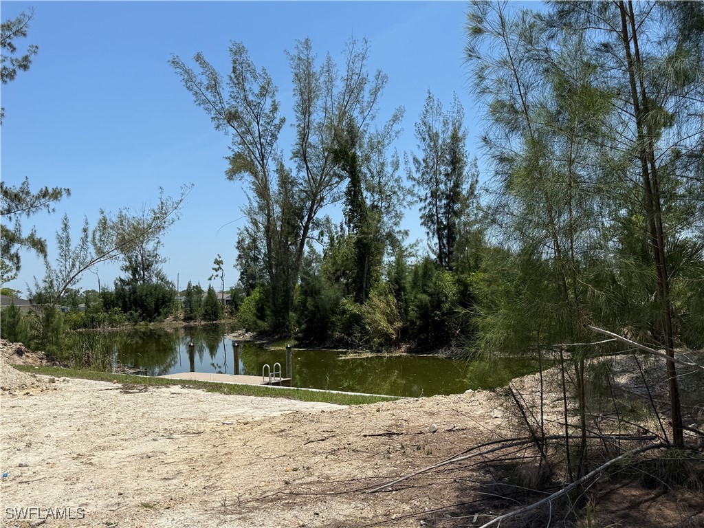 2208 NE 39th Terrace Cape Coral FL 33909 225049798 image1