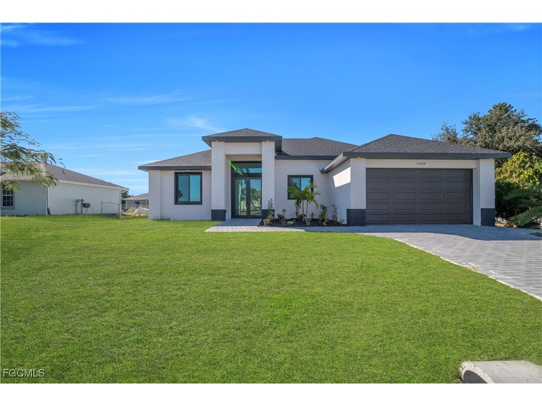 2208 NE 9th Avenue Cape Coral FL 33909 2026004913 image1