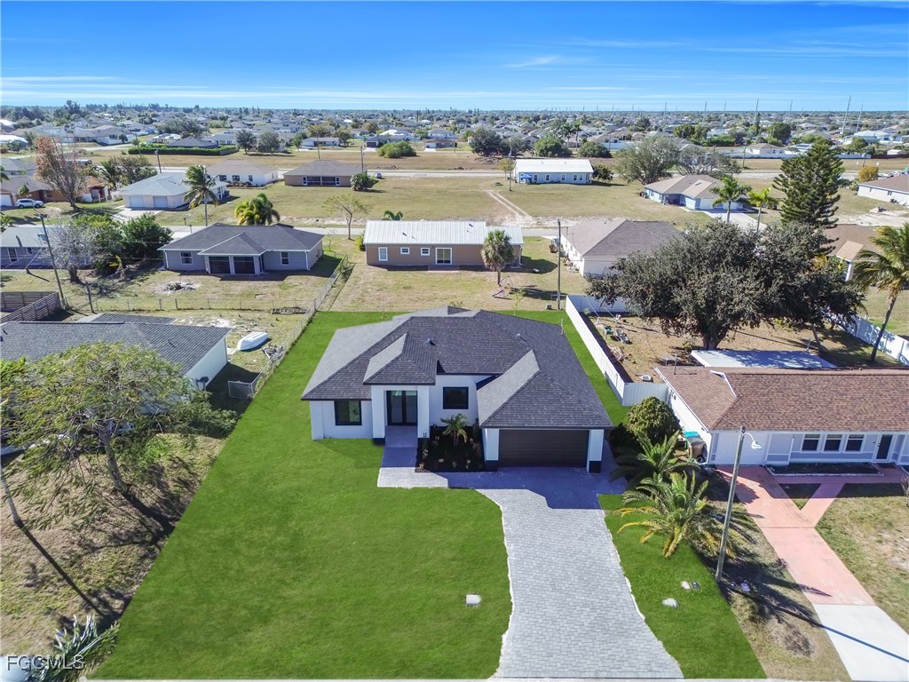 2208 NE 9th Avenue Cape Coral FL 33909 2026004913 image40