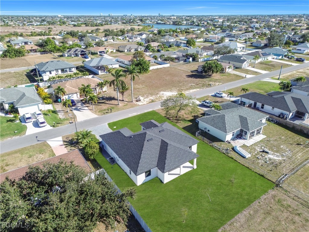 2208 NE 9th Avenue Cape Coral FL 33909 2026004913 image43
