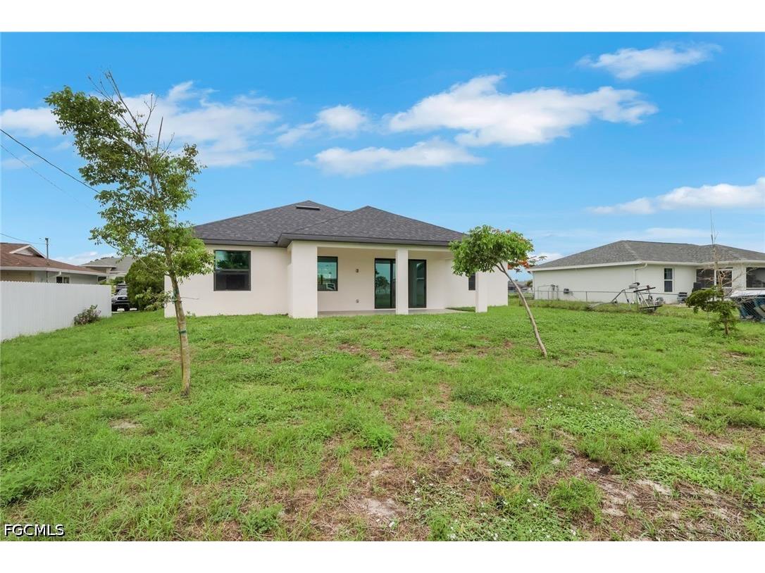 2208 NE 9th Avenue Cape Coral FL 33909 2026026679 image37