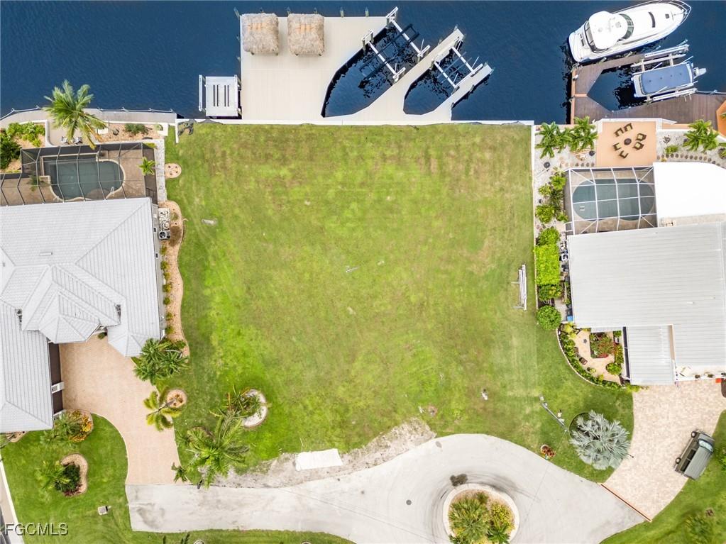 2208 SE 27th Street Cape Coral FL 33904 2025007440 image7