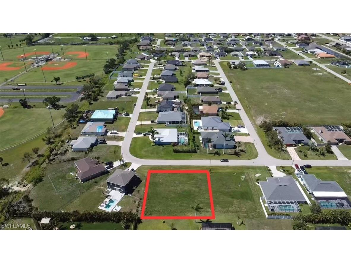 2208 SW 14th Terrace Cape Coral FL 33991 223043663 image1
