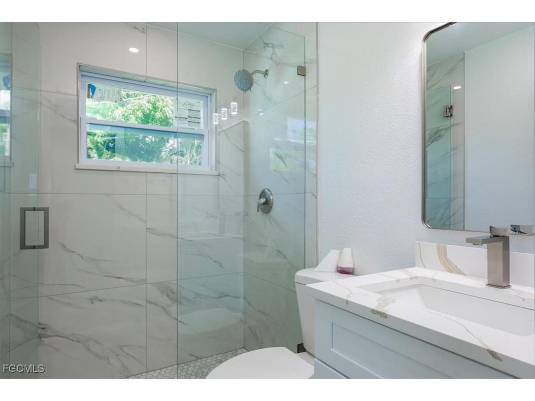 2209 Delta Street Fort Myers FL 33907 2025014521 image19