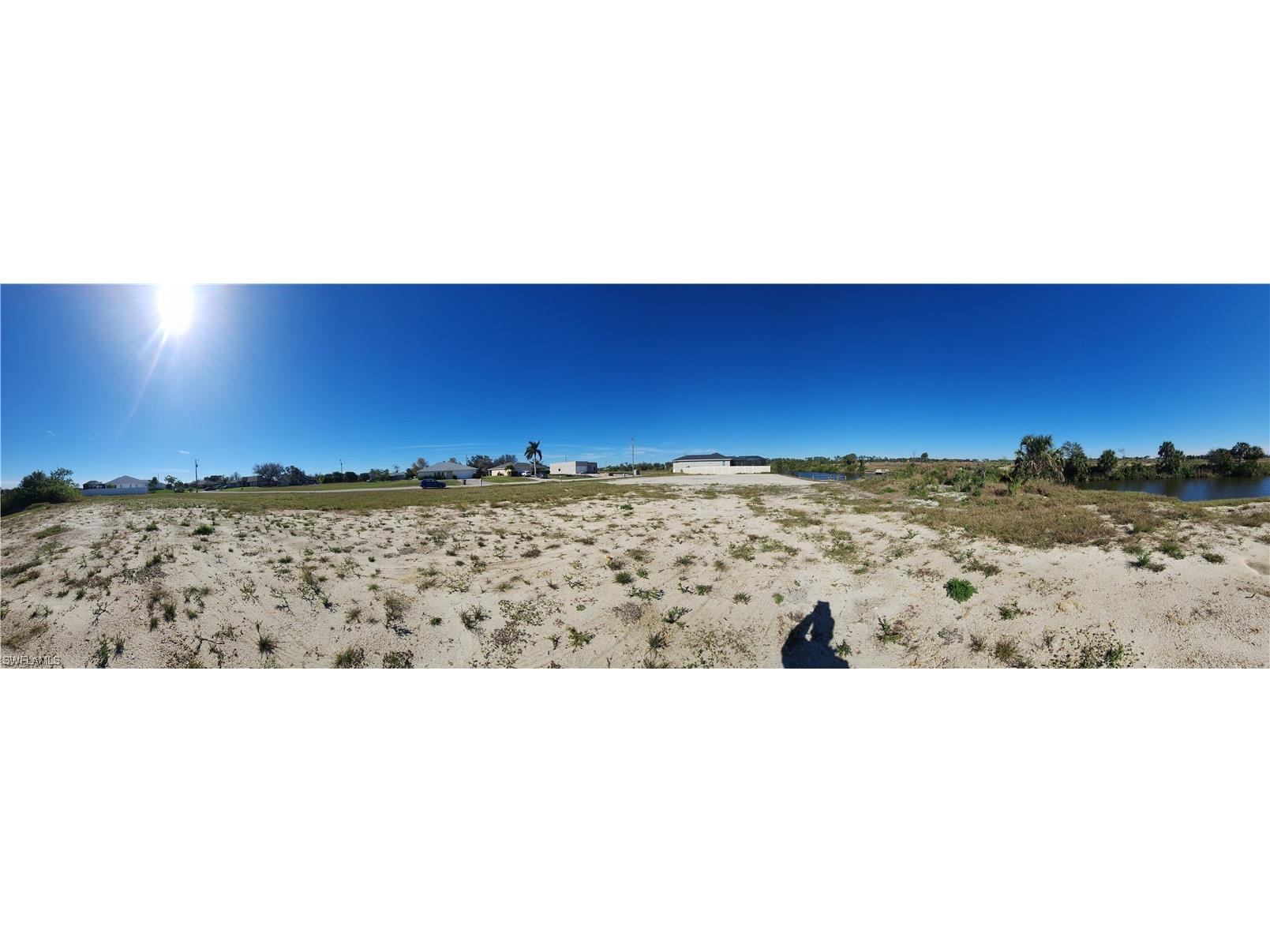 2209 NE 10th Place Cape Coral FL 33909 224000962 image1